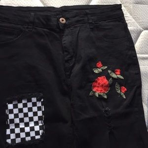 Guys rose embroidery ripped jeans